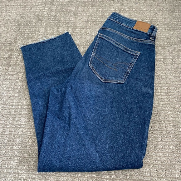 American Eagle Mom Straight - Picture 4 of 4